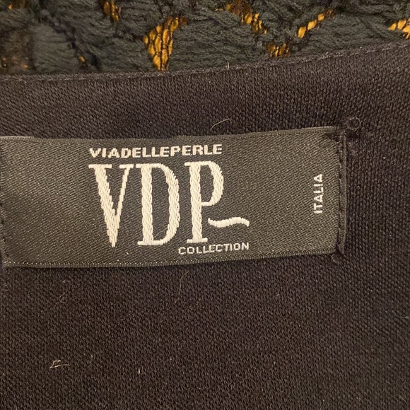 VDP collection fabulous dress, black lace on gold lining, rhinestone details, M - Picture 10 of 16